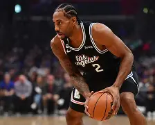 九游体育官方网站-包含今夜社区盾传出新动向，洛杉矶快船战术微调，管理层表态：目标明确，临场指挥获称赞的词条