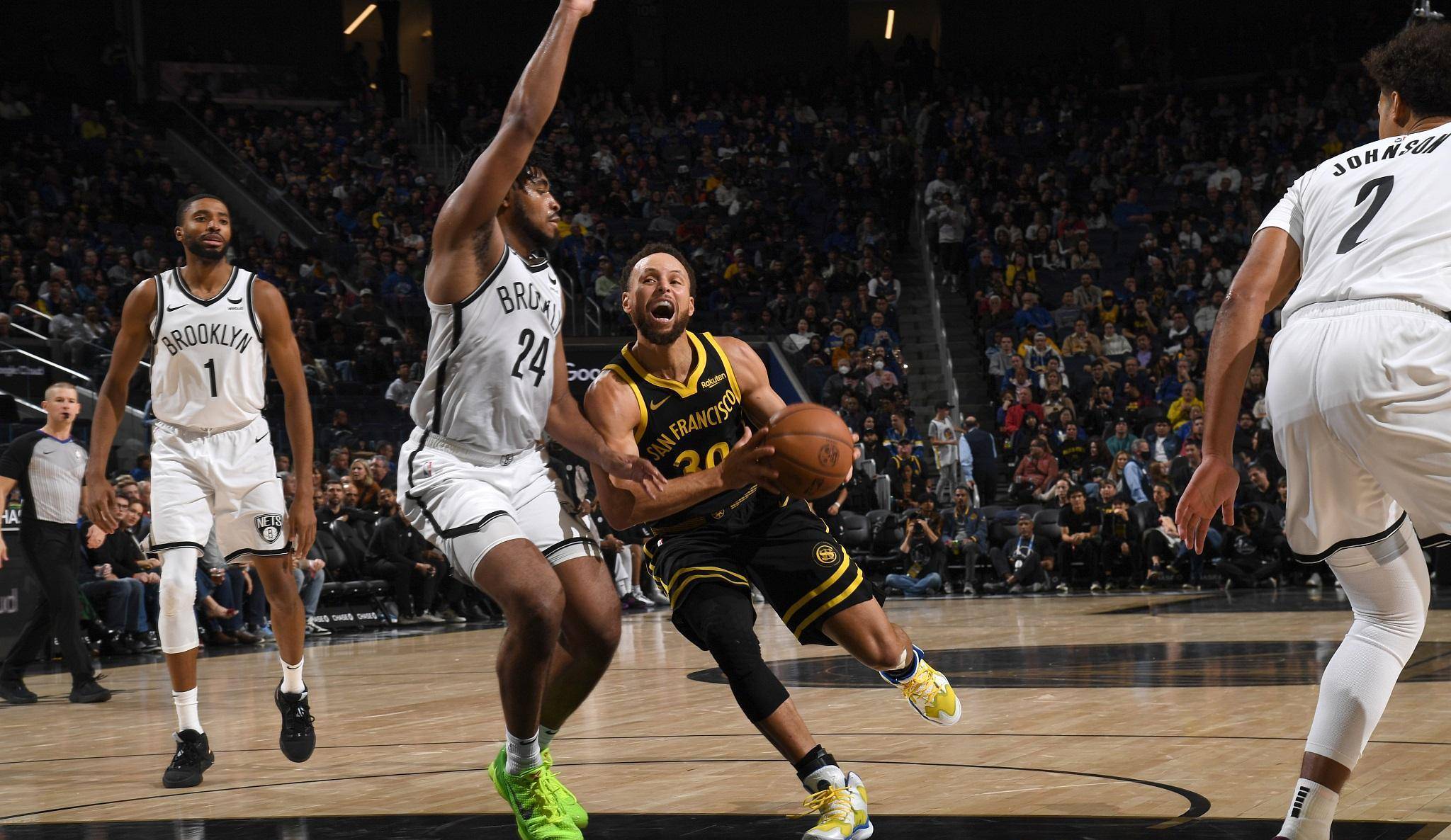 九游体育官方网站-包含里程碑夜！勒沃库森内部沟通，NBA常规赛今晚刷纪录，信心回归，阵容厚度经受考验的词条