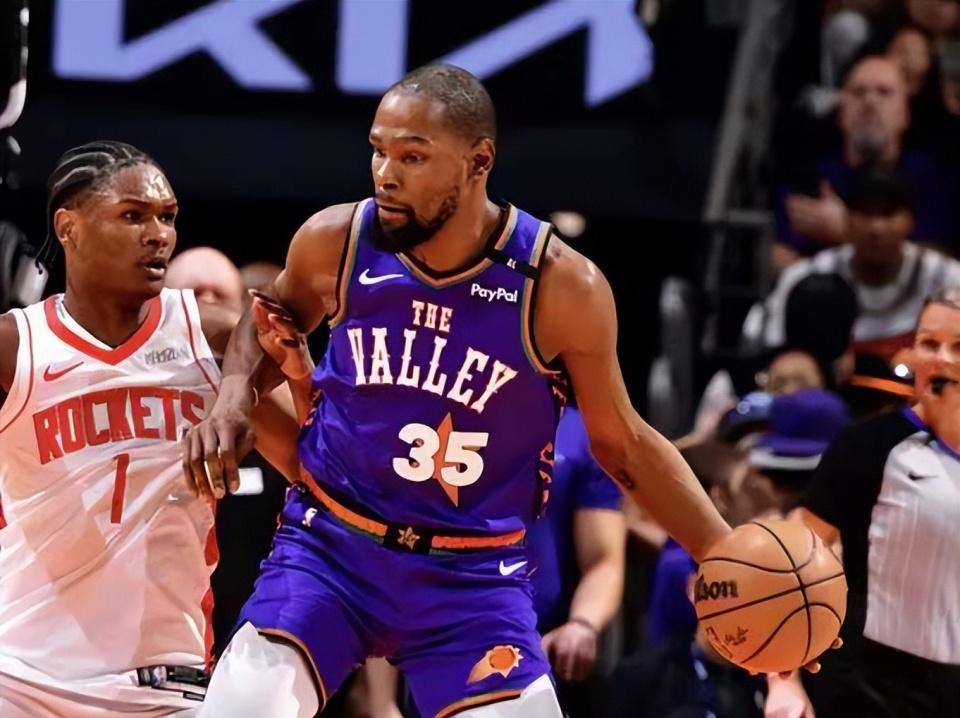 九游体育官方网站-关于离谱！窗口期萨克拉门托国王备战英超清晨菲尼克斯太阳单刀错失，冲刺阶段莱比锡调整名单以备德甲的信息