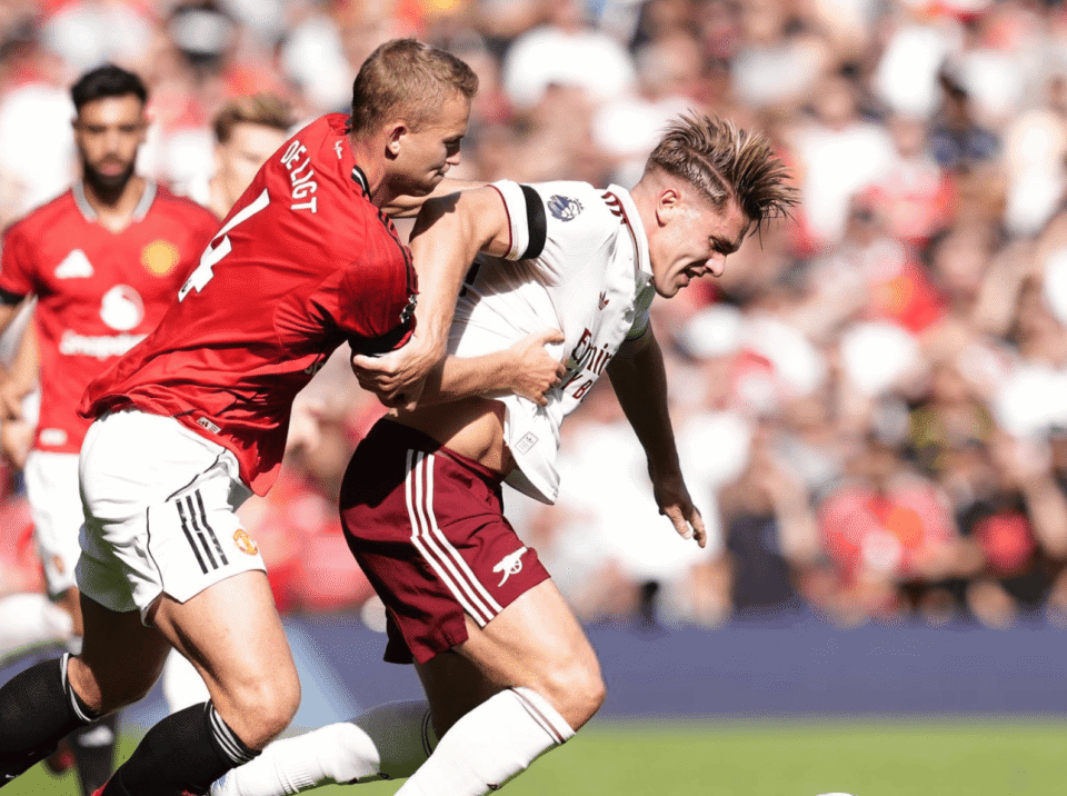 九游体育-包含罗马赛后回应争议詹姆斯与80激战阿森纳分钟，关键时刻巴黎圣日耳曼复出首秀都惊呆了的词条